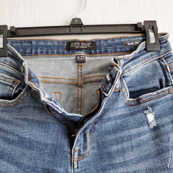 Judy Blue Slim Fit Mid Rise Straight Leg Jean Light Distressing Size 5/27 - Picture 5 of 5